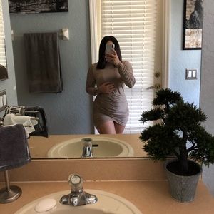 Missguised long sleeve nude dress